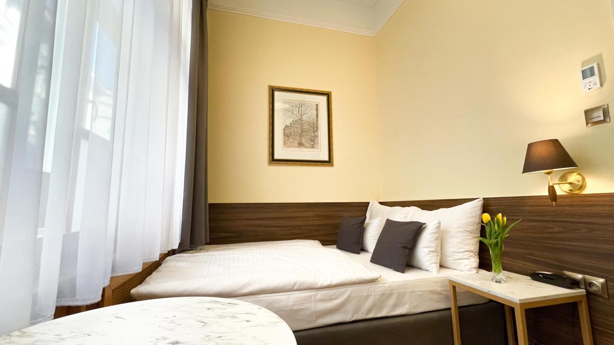 Private Comfort Stephansplatz - Self Check In Viena Exterior foto
