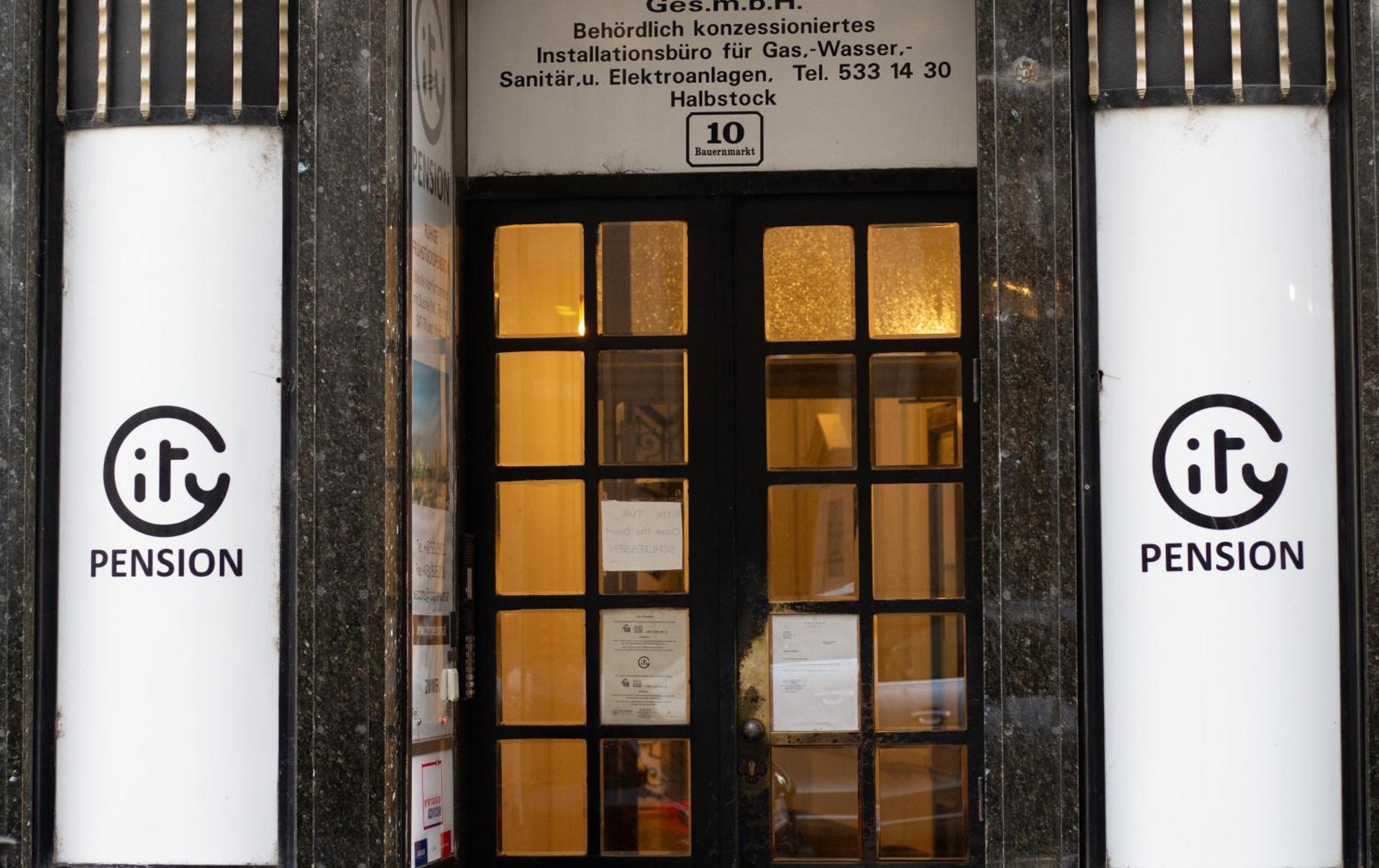 Private Comfort Stephansplatz - Self Check In Viena Exterior foto