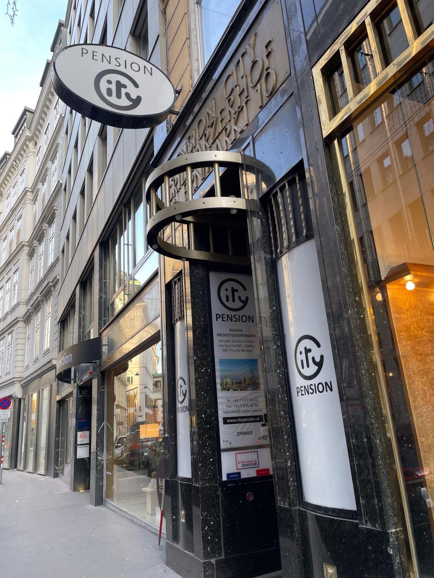 Private Comfort Stephansplatz - Self Check In Viena Exterior foto